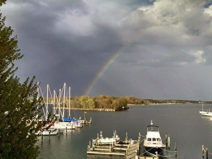 Blue Heron Inn - A Bed&Breakfast LLC Solomons Exterior foto