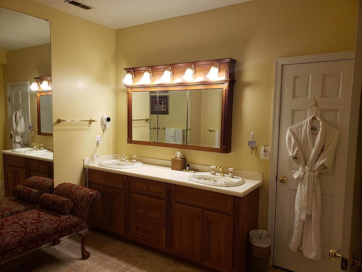 Blue Heron Inn - A Bed&Breakfast LLC Solomons Exterior foto